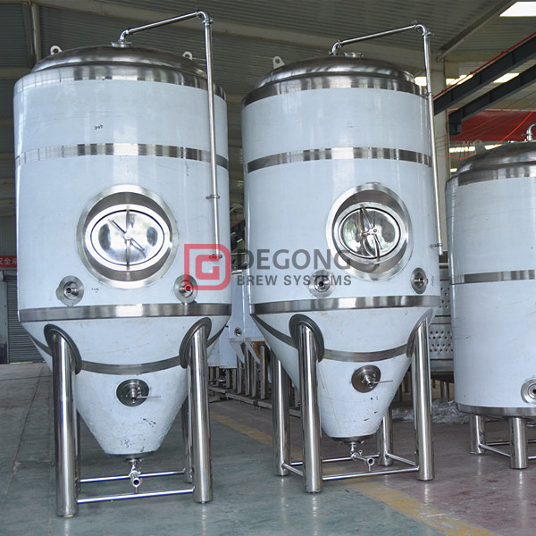 Attrezzatura industriale di produzione di birra artigianale d'acciaio chiavi in ​​mano 1000L in vendita in Cile