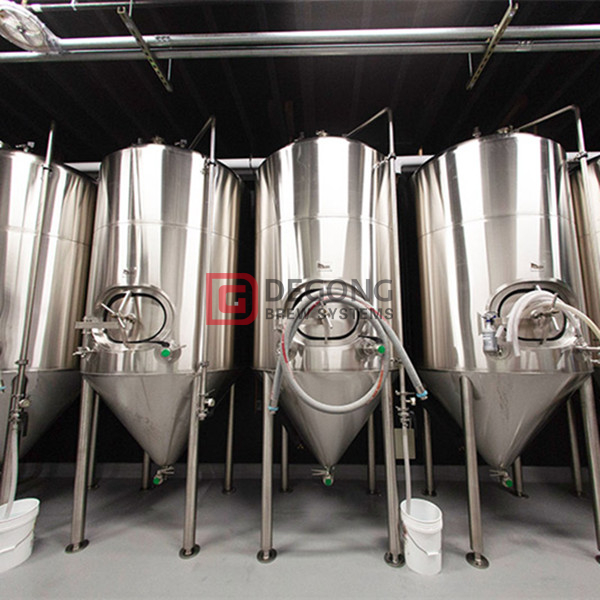 Attrezzatura per la produzione di birra artigianale industriale automatizzata 1500L in vendita in Danimarca