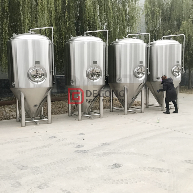 Attrezzatura per birreria per birra in acciaio inossidabile 2000L con tre navi fabbrica di birra riscaldata a vapore con agitatore di fondo per la Svezia