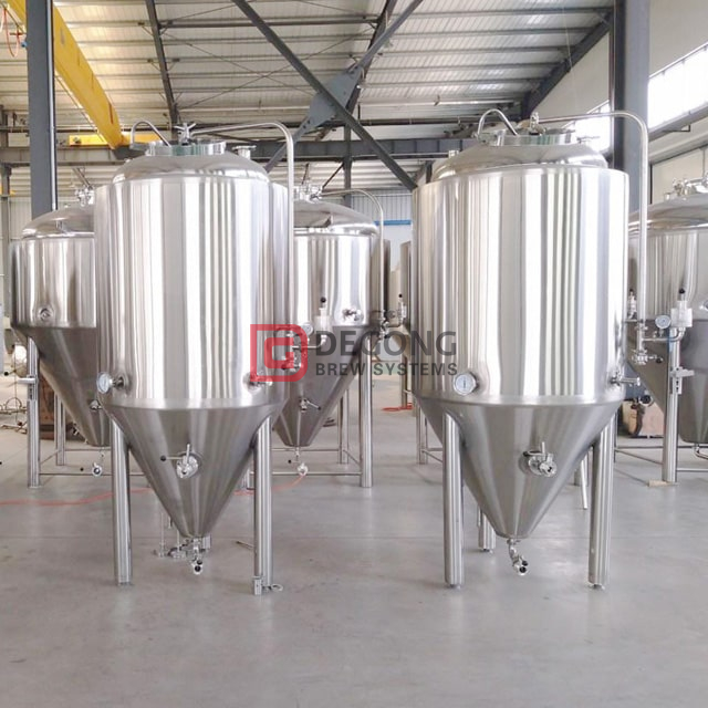 Serbatoio di fermentazione della birra in acciaio inossidabile a pressione isobarica conica CCT da 1000L / 10BBL Craft Tank Unitank