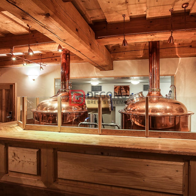 Attrezzatura per birreria in rame rosso 1000L Attrezzatura per birra automatica o semiautomatica in vendita in Taverna