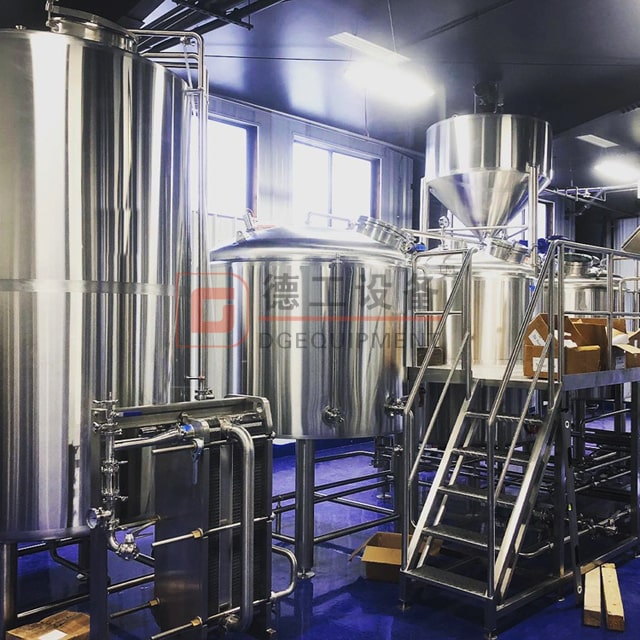 Fermentatore del bollitore della birra dell'attrezzatura di produzione della birra dell'acciaio inossidabile su misura usato fabbrica di birra chiavi in ​​mano 1000L
